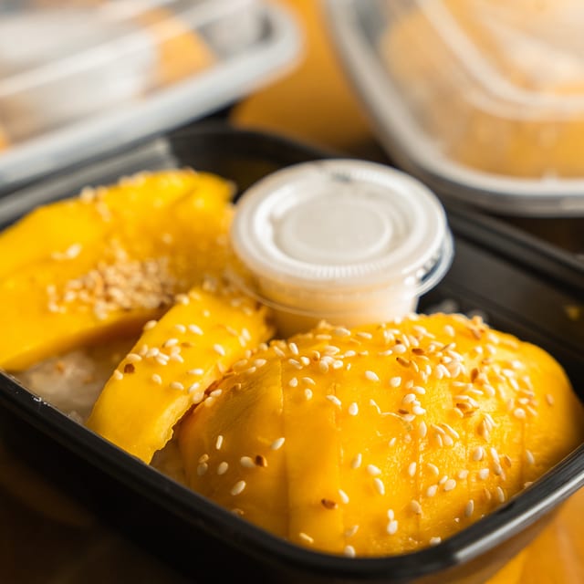 MANGO STICKY RICE.